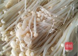 羊肉金针菇菠菜汤的做法图解3