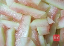 凉拌西瓜皮的做法图解2