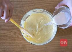 豆沙裱花海绵怀子蛋糕的做法图解5