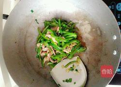 青椒炒肉丝的做法图解7