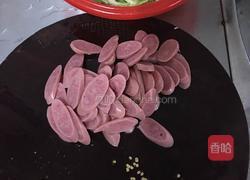 圆生菜炒火腿肠的做法图解1