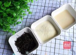 自制红茶奶茶的做法图解1