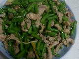 豆角炒肉丝