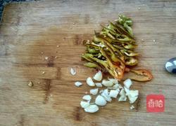 炒绿豆芽的做法图解1