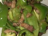 柿子椒炖肉