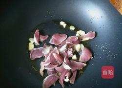 鸭胗炒毛豆的做法图解6