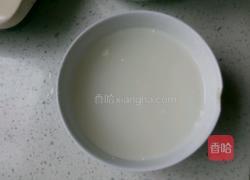 花朵豆沙包的做法图解1
