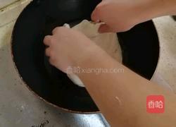 猪肉白菜馅饼的做法图解12