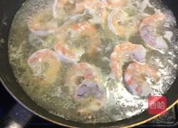 上汤虾仁咸蛋白菜的做法图解8