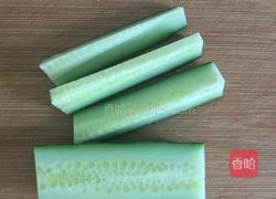 香辣黄瓜的做法图解1