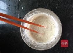 煎香蕉饼的做法图解2