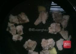 玉米山药排骨汤的做法图解6