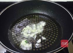 蒜蓉葱花炒海瓜子肉的做法图解3