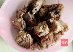 一锅俩菜之一 排骨炖豆角的做法图解1