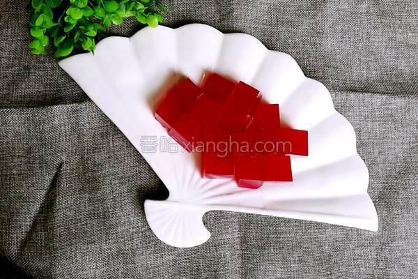 火龙果水晶冰粉的做法_火龙果水晶冰粉的做法