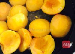 糖水黄桃的做法图解3