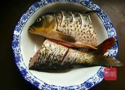 红烧鲤鱼的做法图解2