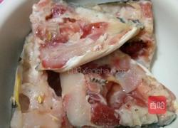 鱼头豆腐汤的做法图解1