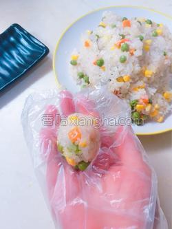 白菜包糥米饭团的家常做法步骤