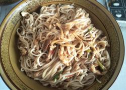鸡丝炒面