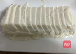 皮蛋拌豆腐的做法图解2