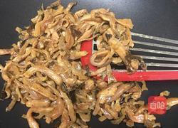 榨菜鸡丝面的做法图解3