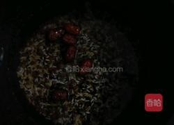 红豆黑米杂粮粥的做法图解4