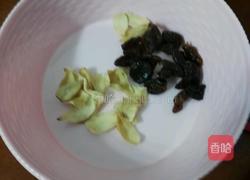 杂粮粥的做法图解1