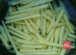 炸薯条的做法图解3