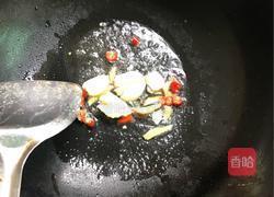 清炒花甲的做法图解2