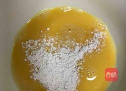 韭菜鸡蛋饼的做法图解3