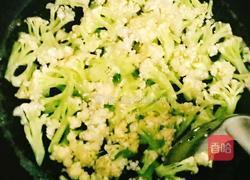西红柿炒菜花的做法图解4