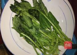 蘑菇蔬菜肉丸子汤的做法图解1