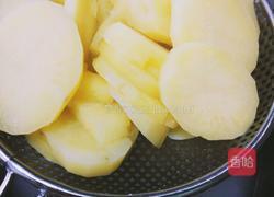 爆好吃哒～肉末土豆泥的做法图解3