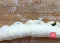 饺子皮花卷的做法图解5