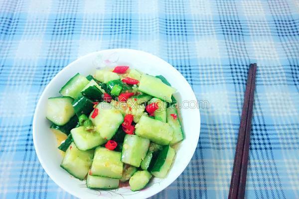 凉拌刀拍黄瓜