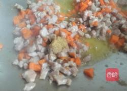 皮蛋瘦肉粥的做法图解4