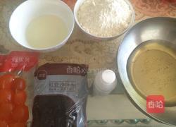 蛋黄豆沙月饼的做法图解1