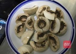 口蘑鹌鹑蛋的做法图解4