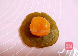 广式月饼（100克凤梨蛋黄馅）的做法图解10