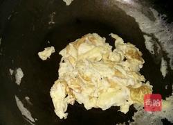 木耳炒鸡蛋的做法图解5
