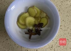 排骨酸菜炖粉条的做法图解6