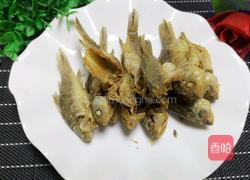 炸小鱼的做法图解12
