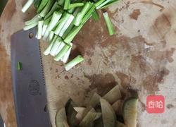 老咸菜炒鲜松蘑的做法图解4