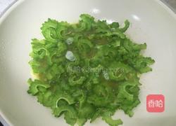 苦瓜炒蛋的做法图解5