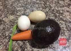 牛油果太阳蛋的做法图解1