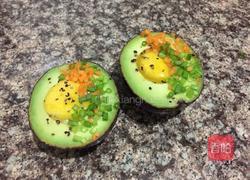 牛油果太阳蛋的做法图解7