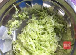西葫芦薄饼的做法图解2