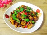 藤椒小炒鸡腿肉