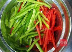 干煸野菌的做法图解2